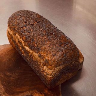 Afbeelding van Grof volkoren maanzaad tarwe brood