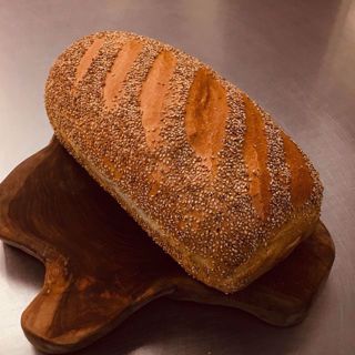Afbeelding van Wit vloer sesam tarwe brood